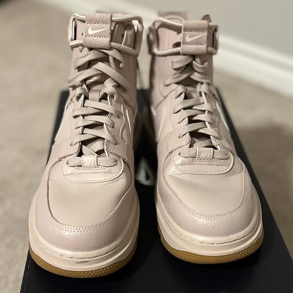Nike Air Force 1 Hi (W AF1 HI UT 2.0) - Picture 4 of 10
